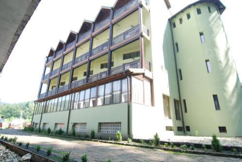 Hotel Ezio House Timisu de Jos Exterior foto